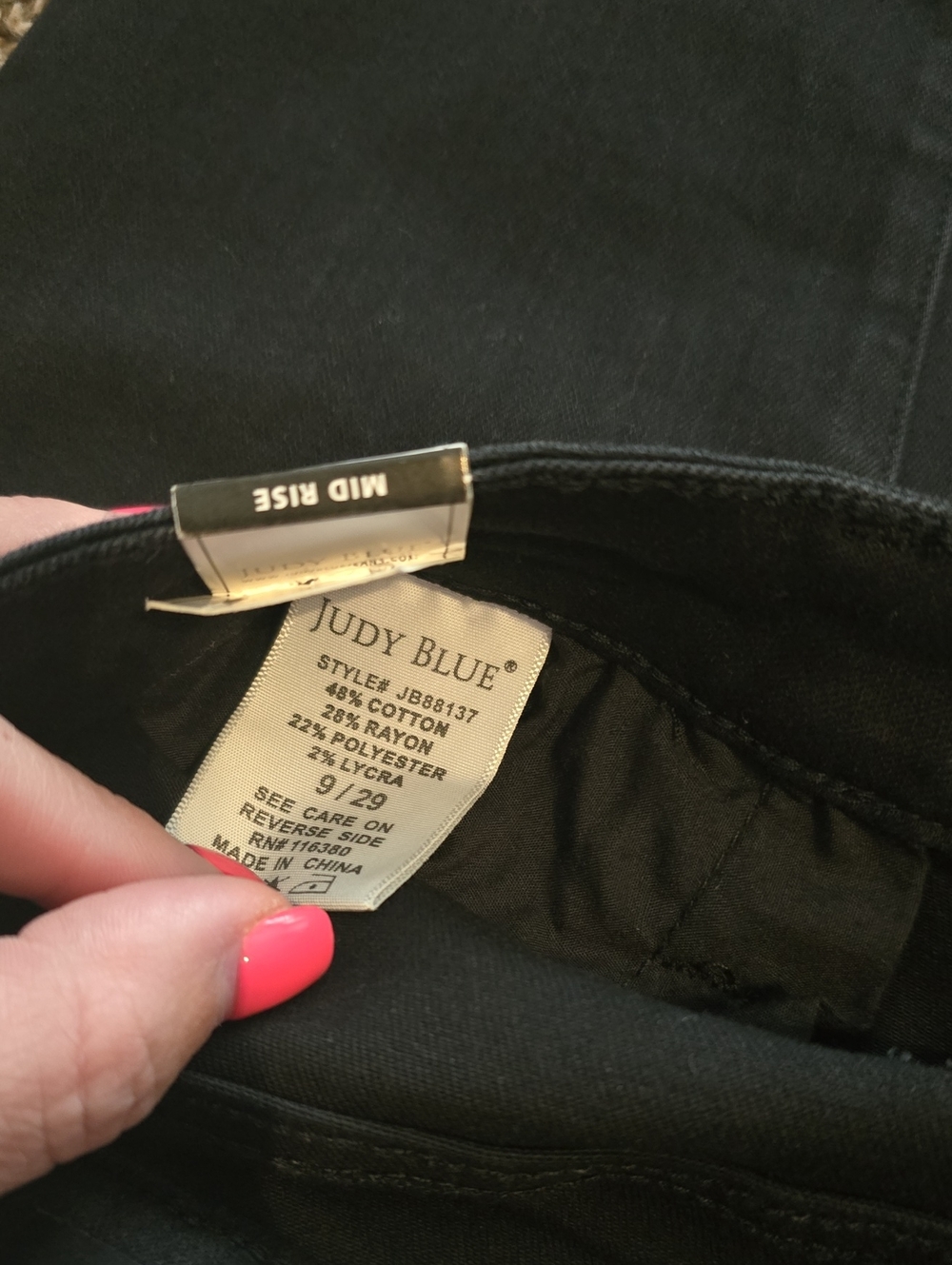 Judy Blue Black Skinny Jeans - Picture 5 of 8